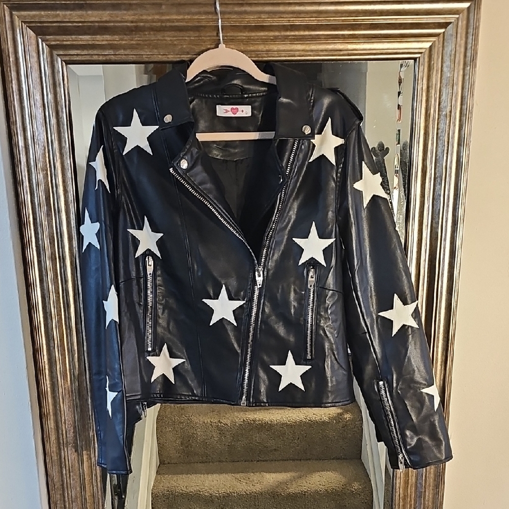 Black Star-Patterned Women's Jacket - image 1